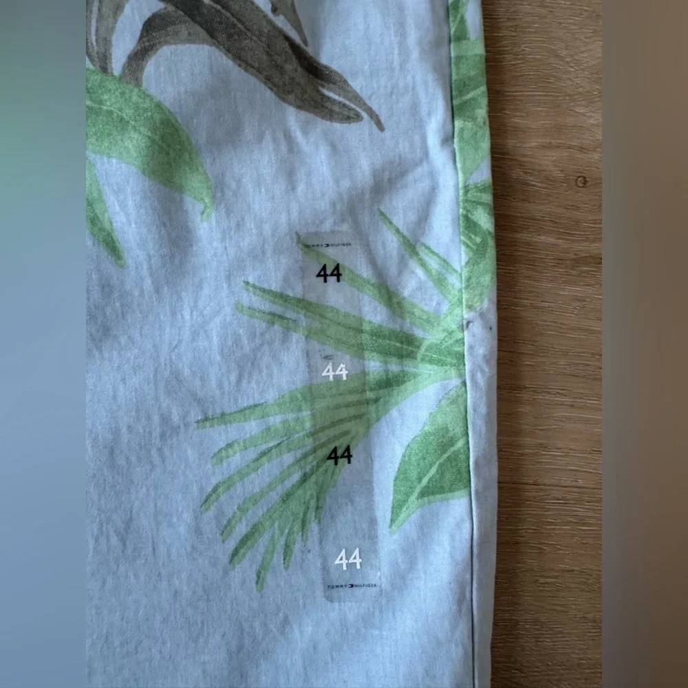 Tommy Hilfiger swim trunks NWT 9 in inseam NWT SZ 44 Tropical Palm Trees